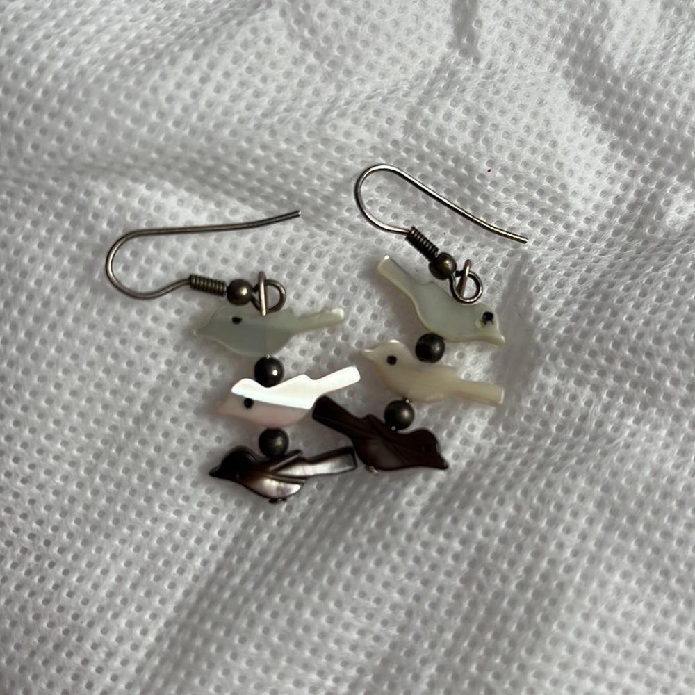 MOP Earrings - Picture 4 of 4